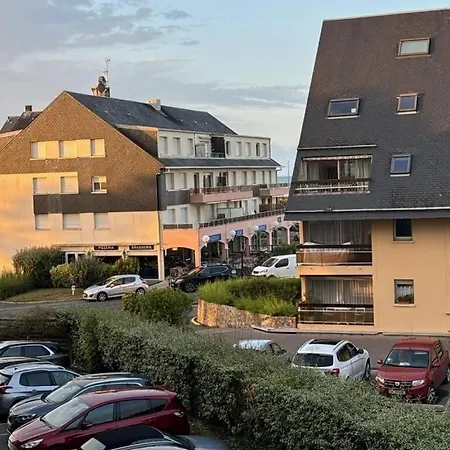 Avec Piscine *